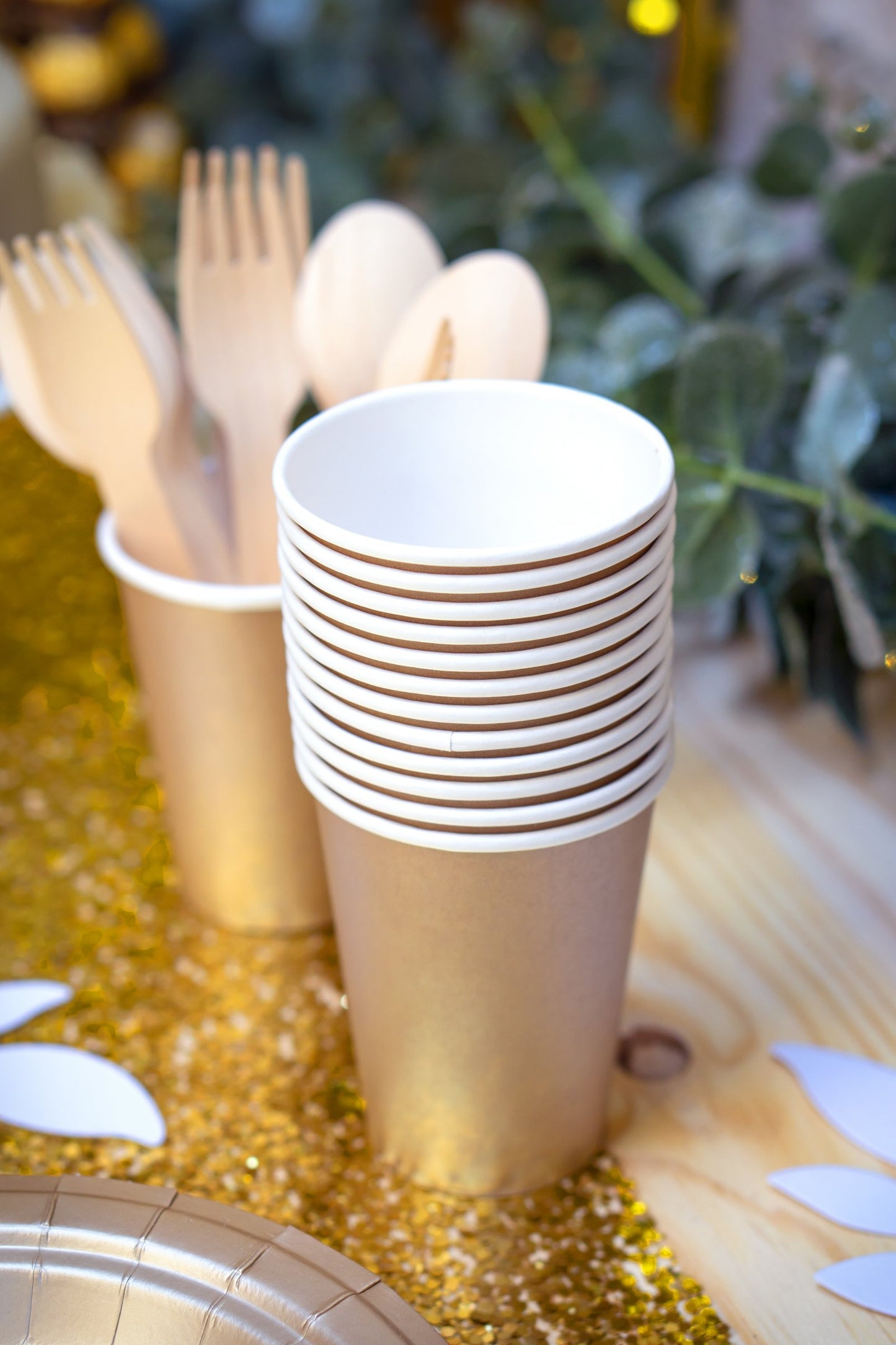 8 Matt Cardboard Cups 210 ml