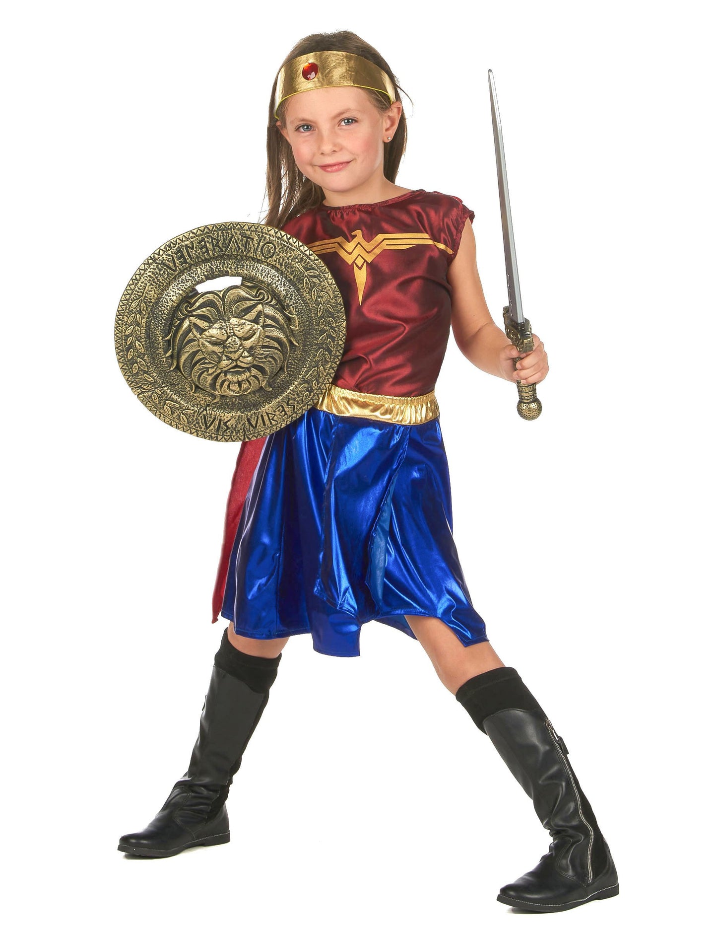 Amazon Girl Warrior prerušen