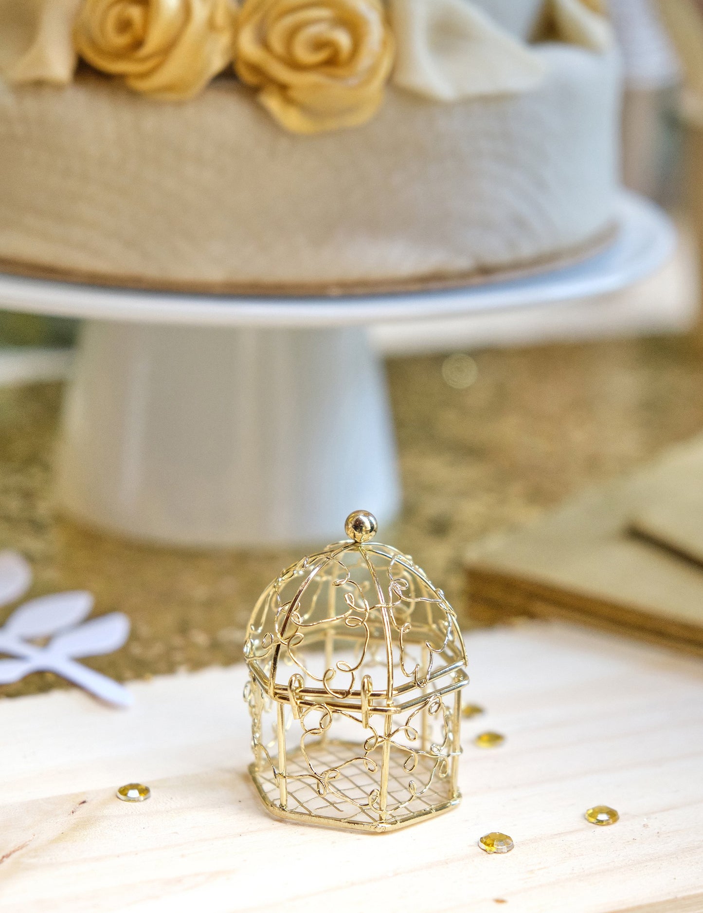 Mini Gold Metal Bird Cage 5,5 x 4,5 cm